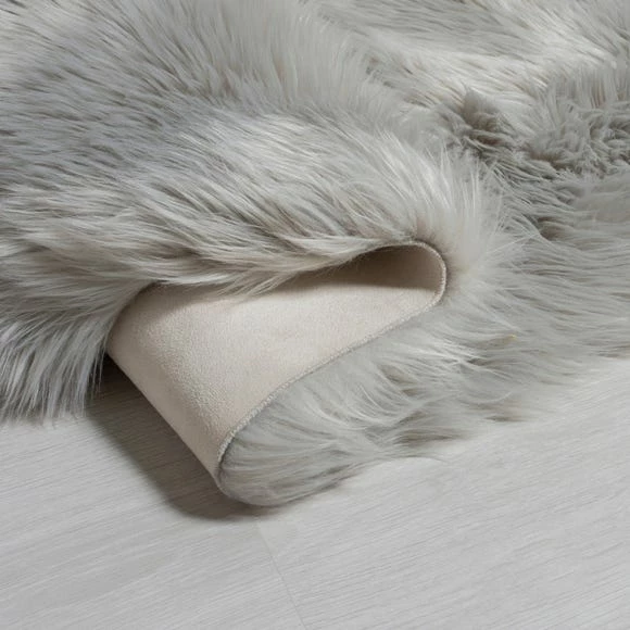 Outlet π Flair Faux Fur Grey Sheepskin Rug π - Image 3