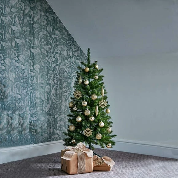 Brand new โค๏ธ Norfolk Leisure Kingswood Fir 4ft Pencil ๐ Christmas Tree ๐ - Image 3