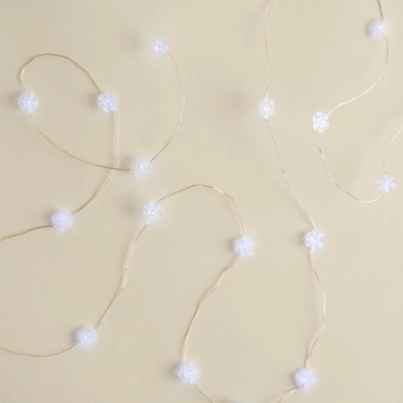 Promo π₯° Dunelm 20 LED White Mini Snowflake String Lights π - Image 3