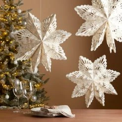 Brand new 🥰 Dunelm Set of 3 White and Gold Metallic Paper Snowflake Decoration 👍