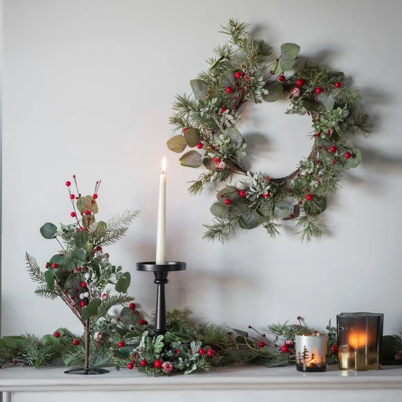 Best reviews of ⭐ Winter Frosted Leaf and Red Berry Wreath ⌛ - Image 2