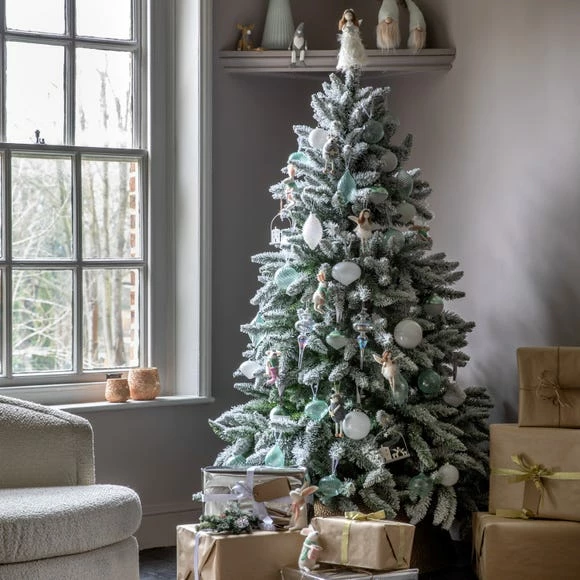 New π₯° 6ft Flocked Scottish β Christmas Tree π€©